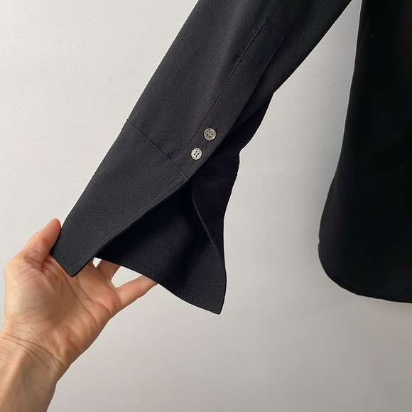 Periphery longsleeve black zip blouse top shirt collar made in Canada size 10 - Picture 4 of 9